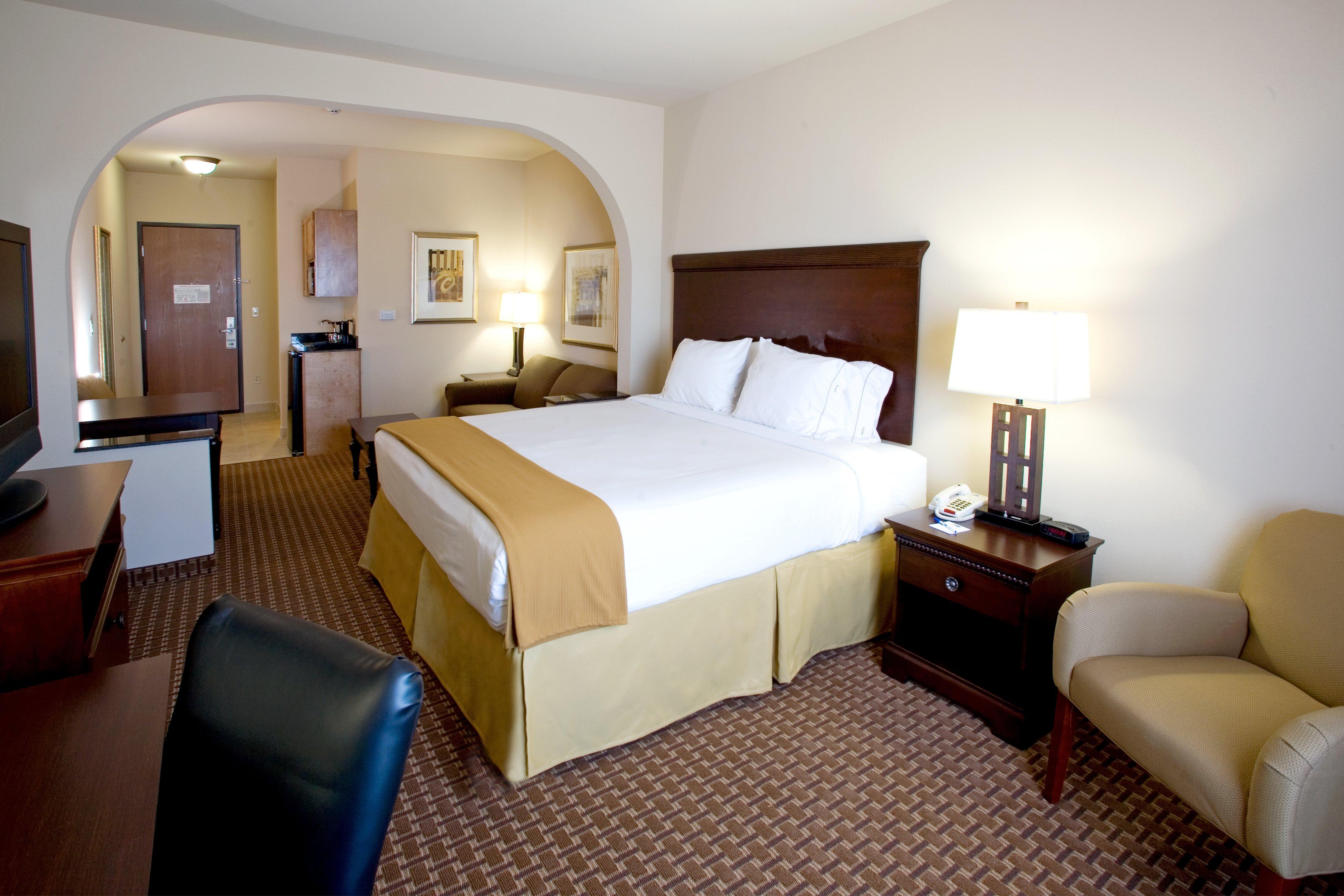 Holiday Inn Express Hotel And Suites Kingsville By Ihg Oda fotoğraf